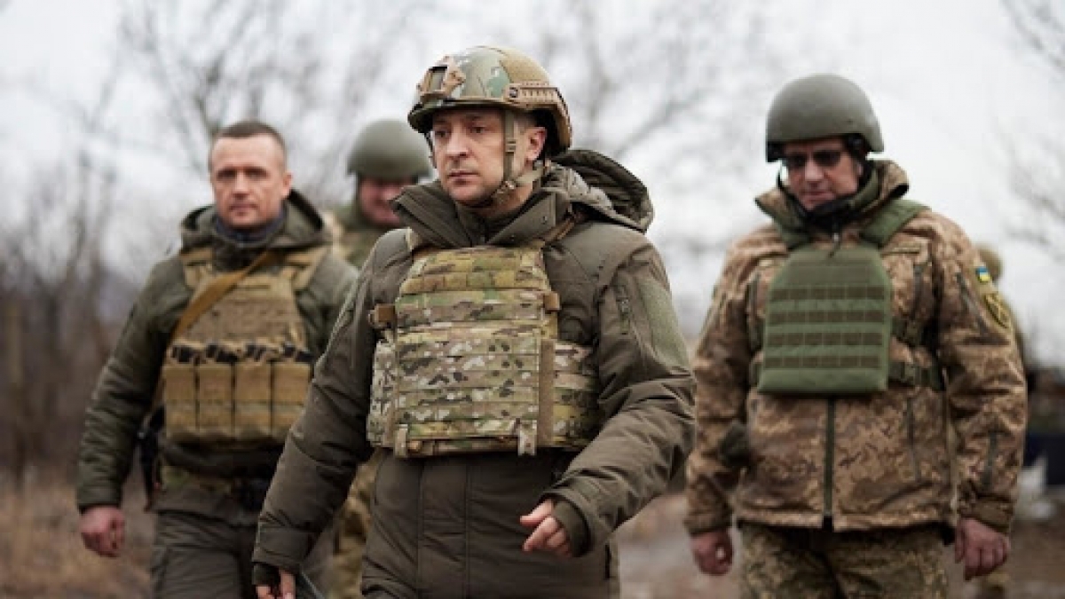 Ukraine đại tu qu&acirc;n đội vẫn l&eacute;p vế trước Nga - Ảnh 2.