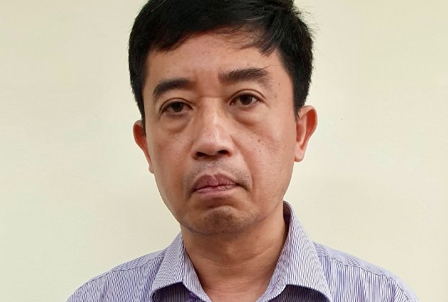 Bắt nguyên giám đốc nhà máy ôtô VEAM