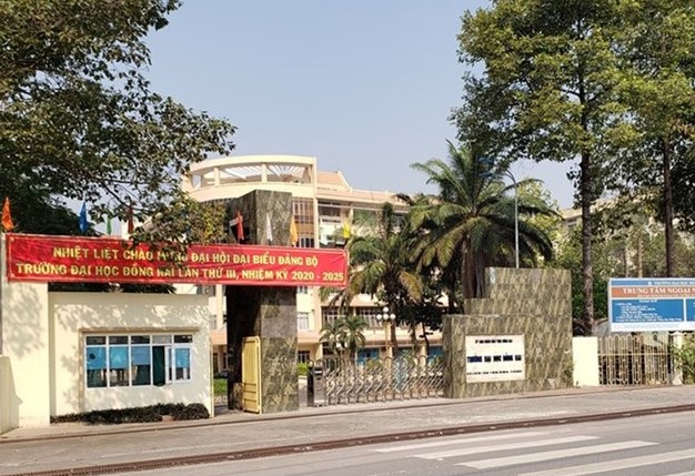 Hiệu trưởng Trường ĐH Đồng Nai bị kỷ luật cách hết chức vụ trong Đảng