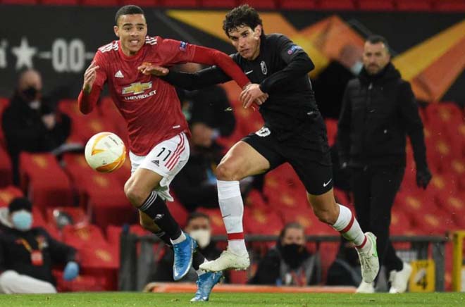 Europa League: Man United hạ gục Granada, mơ trận chung kết to&agrave;n Anh - Ảnh 1.