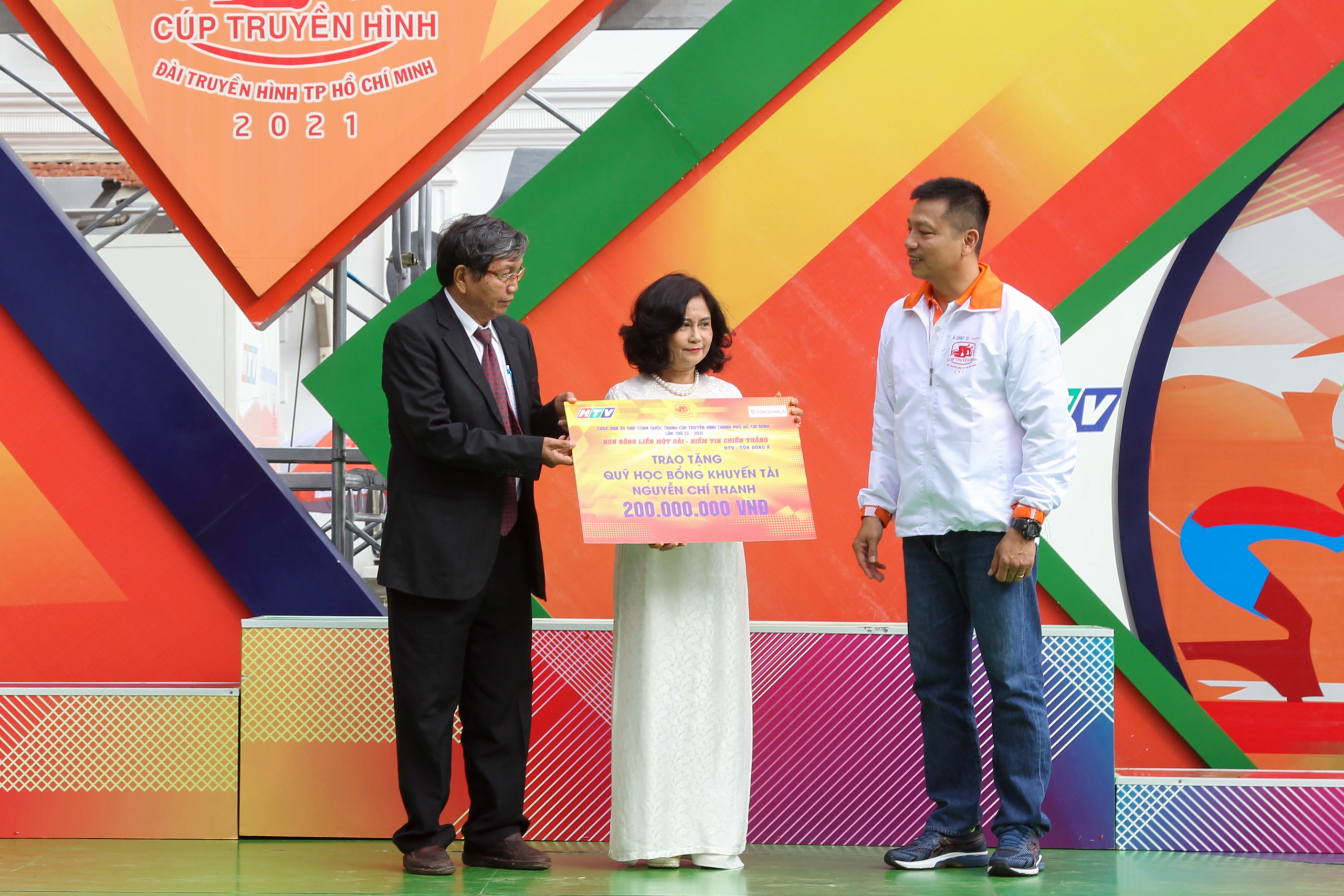 20210417-081901-AU4D8672_4896 x 3264_Chang 11 TruongTien-PhuXuan