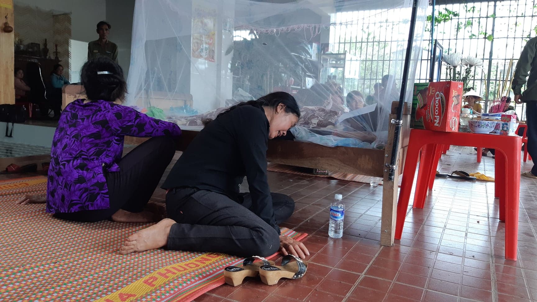 Xót thương bé gái 4 tuổi tử vong nghi ăn nhầm bả chó