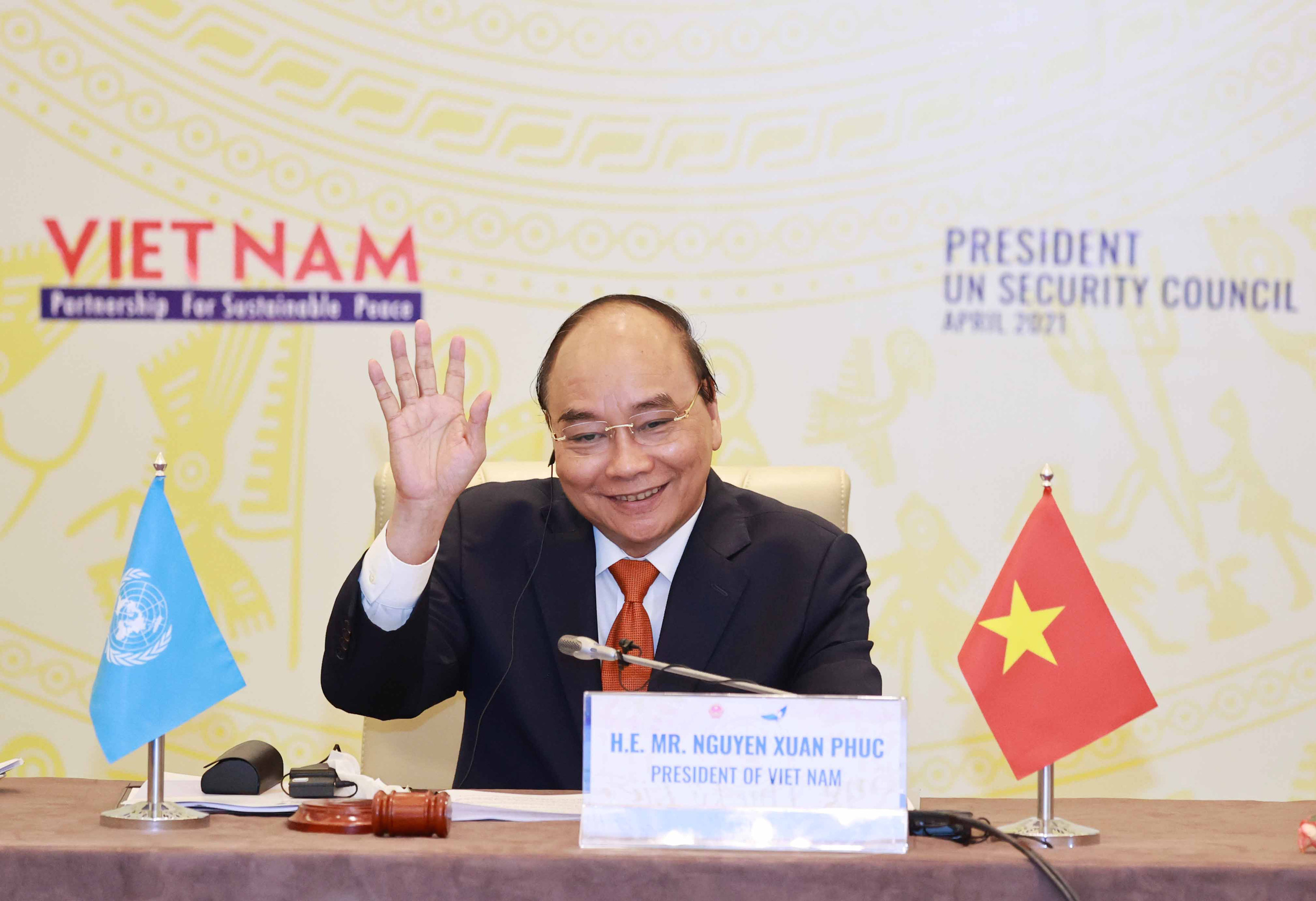 Chủ tịch nước Nguyễn Xuân Phúc chủ trì phiên họp quan trọng của Hội đồng Bảo an