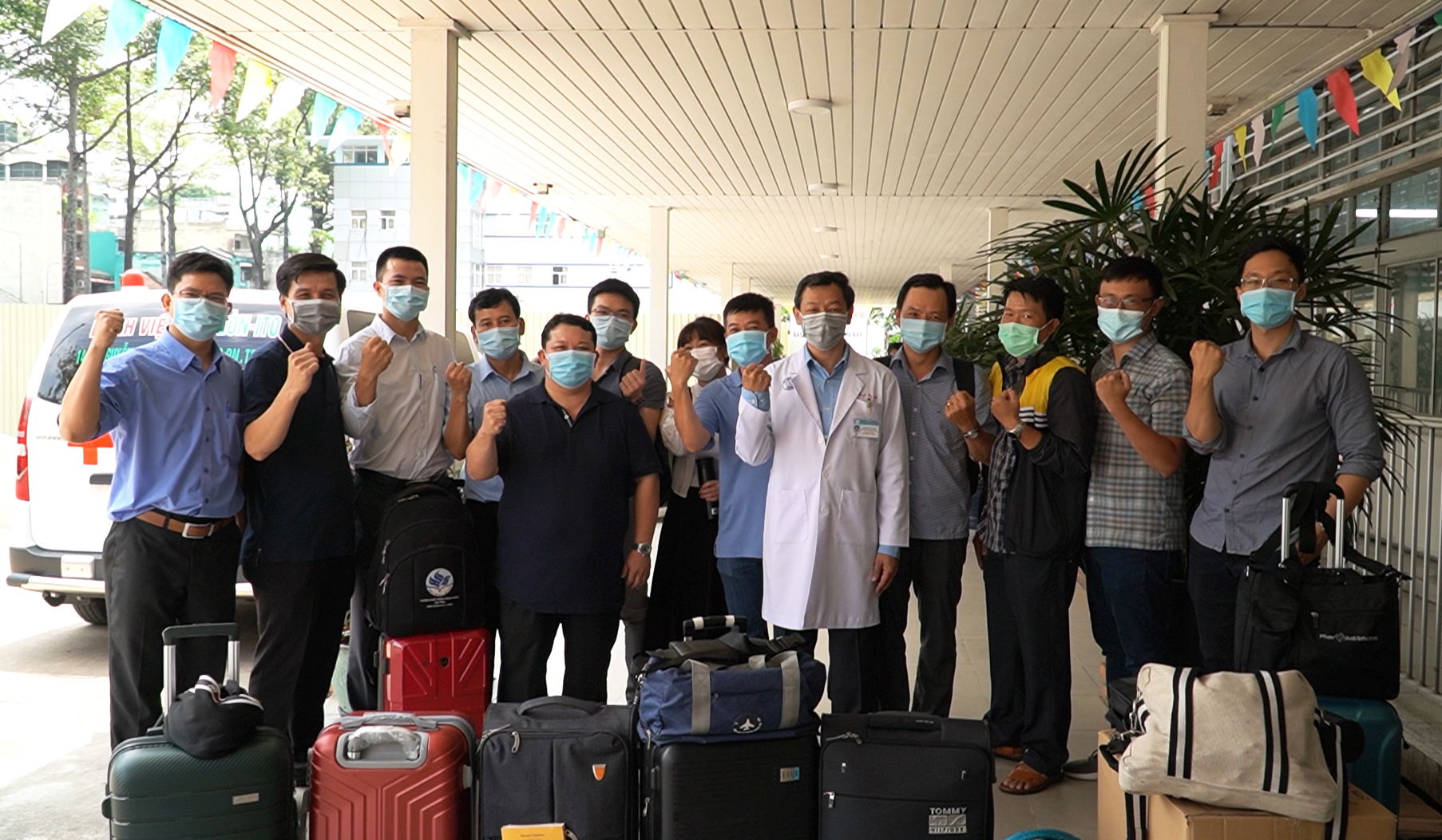 Đội phản ứng nhanh Bệnh viện Chợ Rẫy xuống Kiên Giang hỗ trợ chống dịch Covid-19