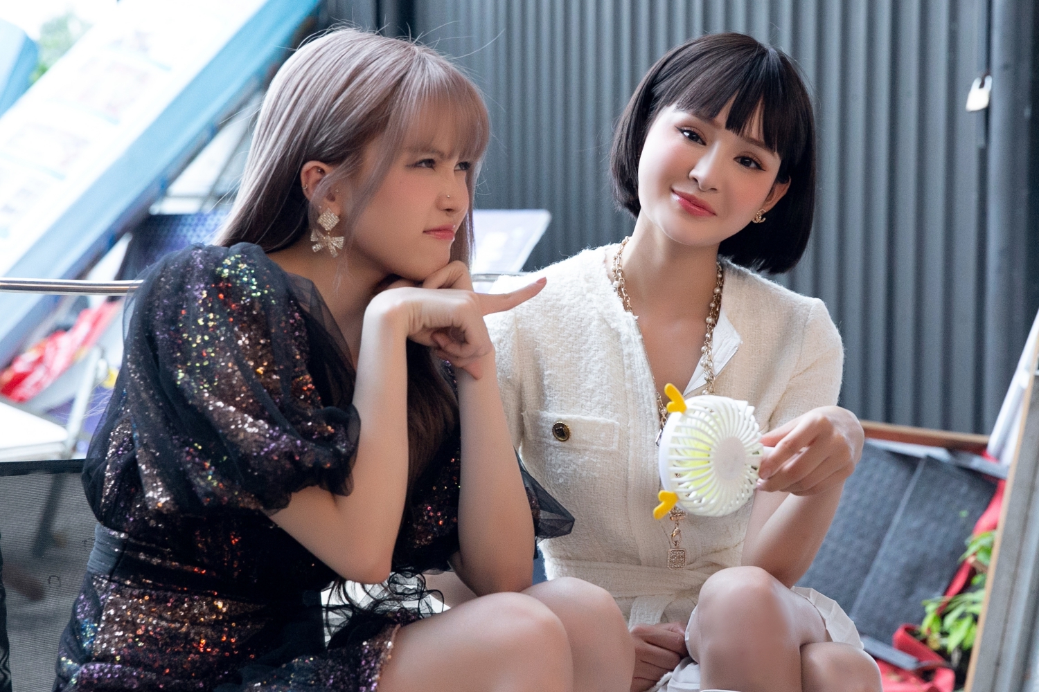 Hậu chia tay Sơn Tùng M-TP, Thiều Bảo Trâm "vỗ mặt trà xanh"