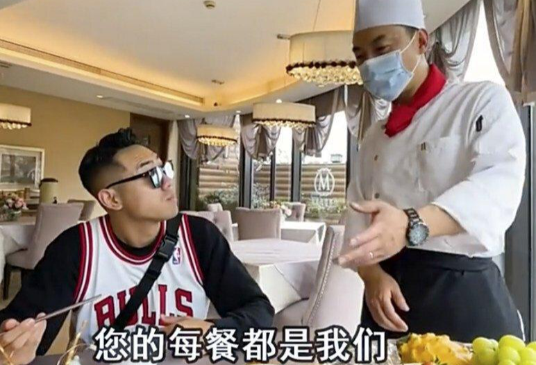 Các "Idol" TikTok Trung Quốc gặp hạn