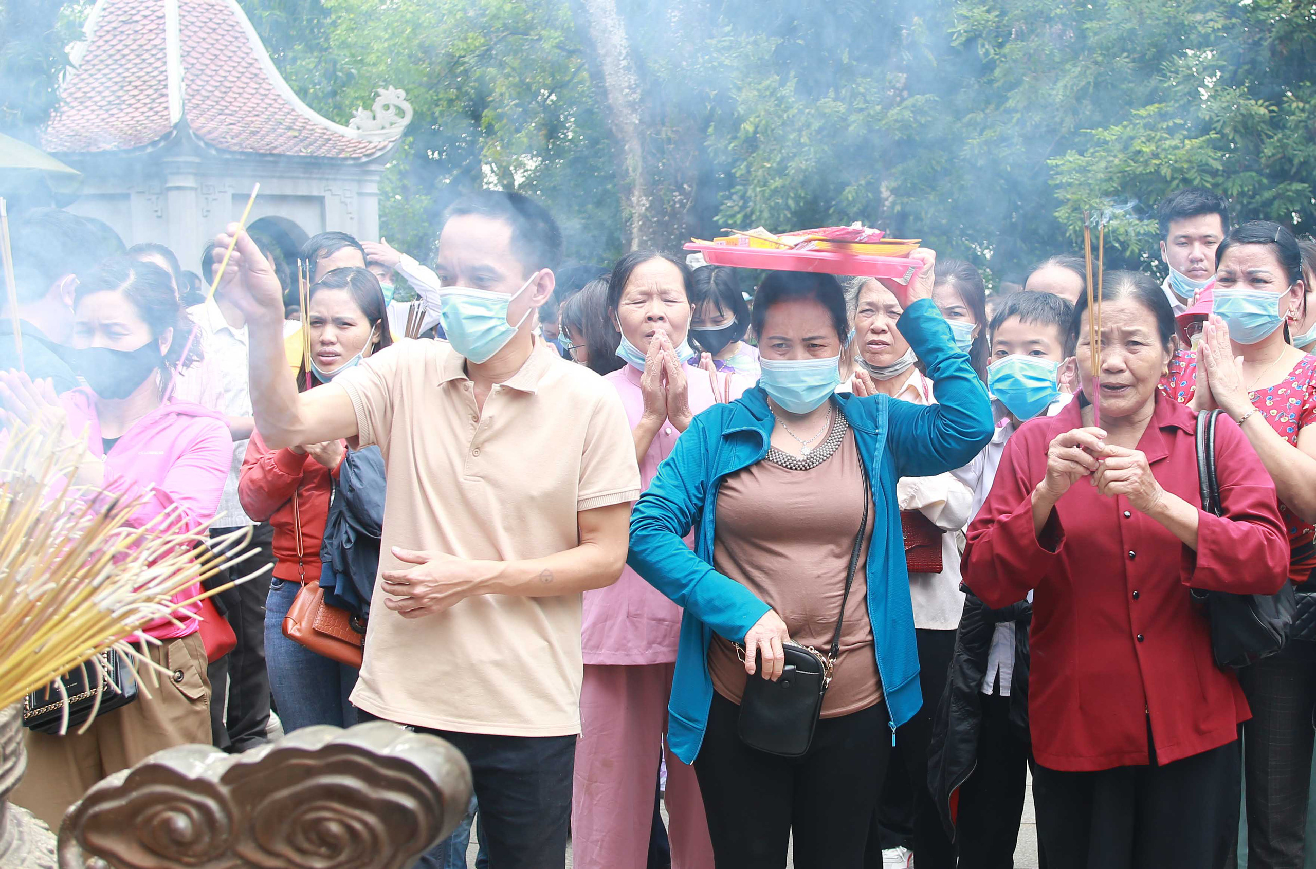 Khoảng 20 ngàn người hành hương về Đền Hùng trong ngày Giỗ Tổ - Ảnh 22.