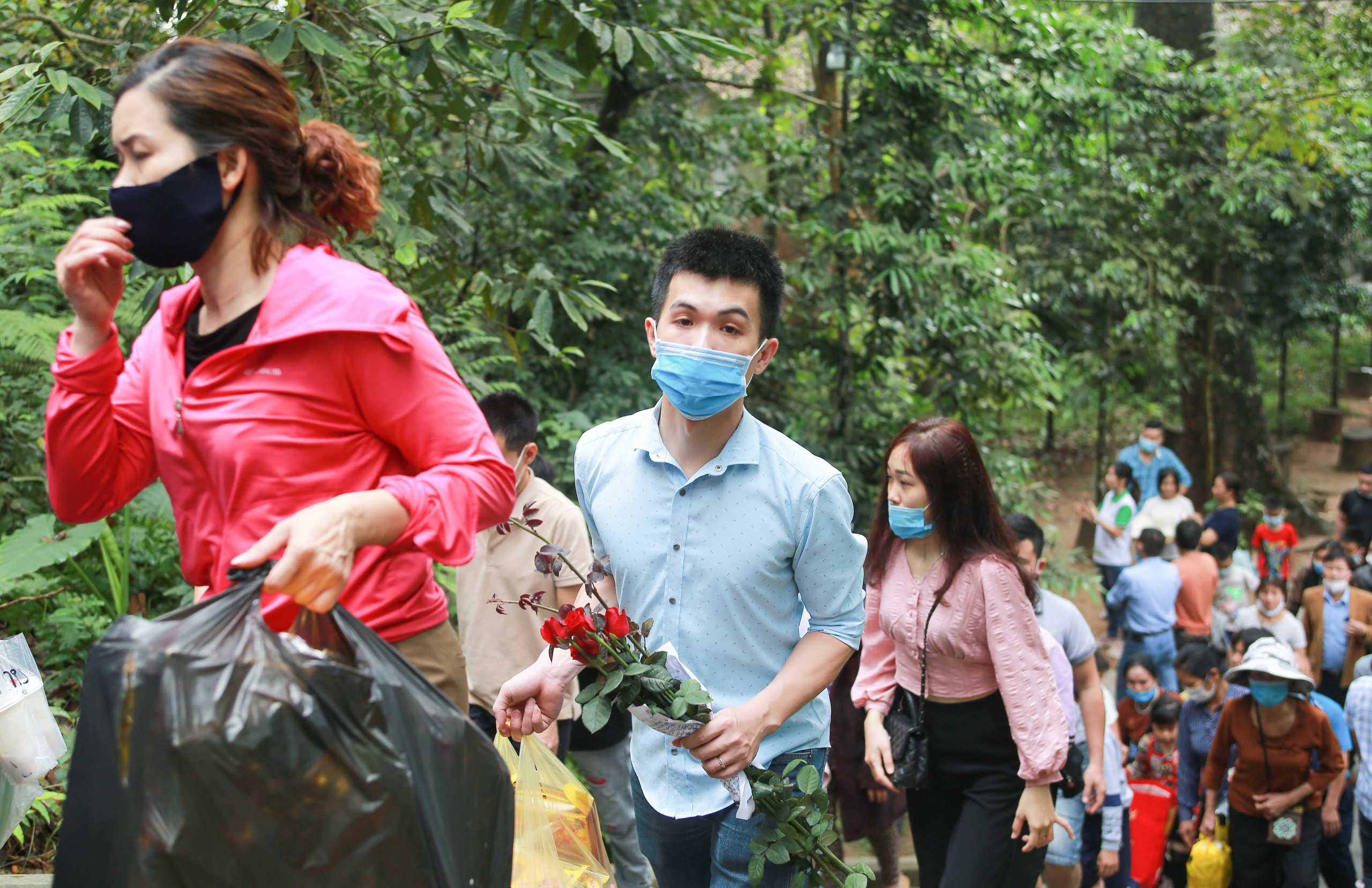 Khoảng 20 ngàn người hành hương về Đền Hùng trong ngày Giỗ Tổ - Ảnh 16.