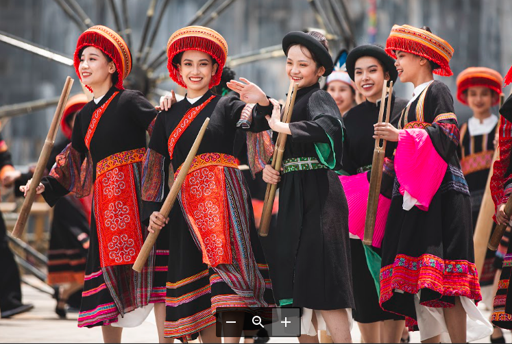 Sa Pa, L&agrave;o Cai tung loạt chương tr&igrave;nh k&iacute;ch cầu b&ugrave;ng nổ, giảm gi&aacute; tới 70% - Ảnh 6.