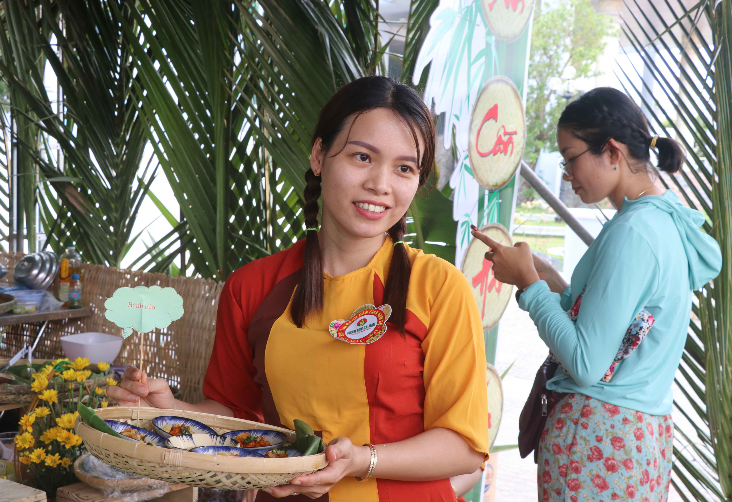 Đặc sắc b&aacute;nh &ldquo;phu th&ecirc;&rdquo; thể hiện chủ quyền biển đảo Việt Nam - Ảnh 6.