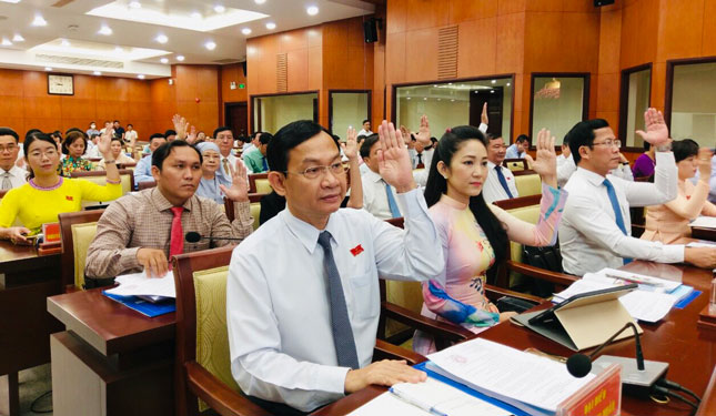 HÐND TP HCM khóa IX - nhiều dấu ấn nổi bật