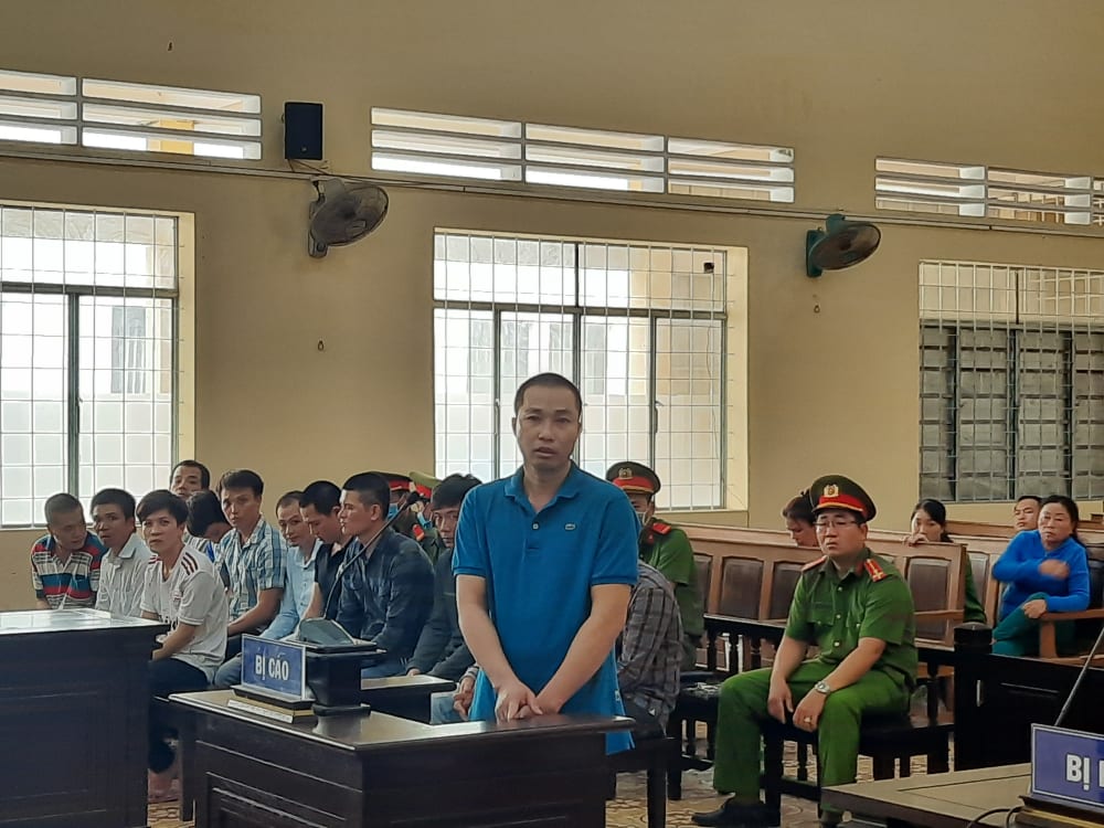 Vụ trộm tôm "siêu tinh vi": 5 bị cáo được giảm án