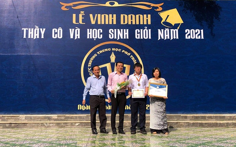 Tuyển thủ Si&ecirc;u tr&iacute; nhớ Việt: Từ m&ecirc; game th&agrave;nh nh&agrave; v&ocirc; địch Olympic tin học - Ảnh 2.