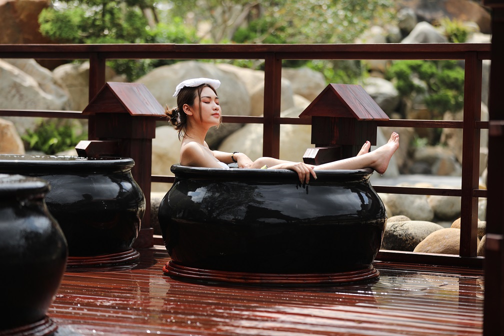 Khi onsen trở th&agrave;nh một lối sống - Ảnh 3.