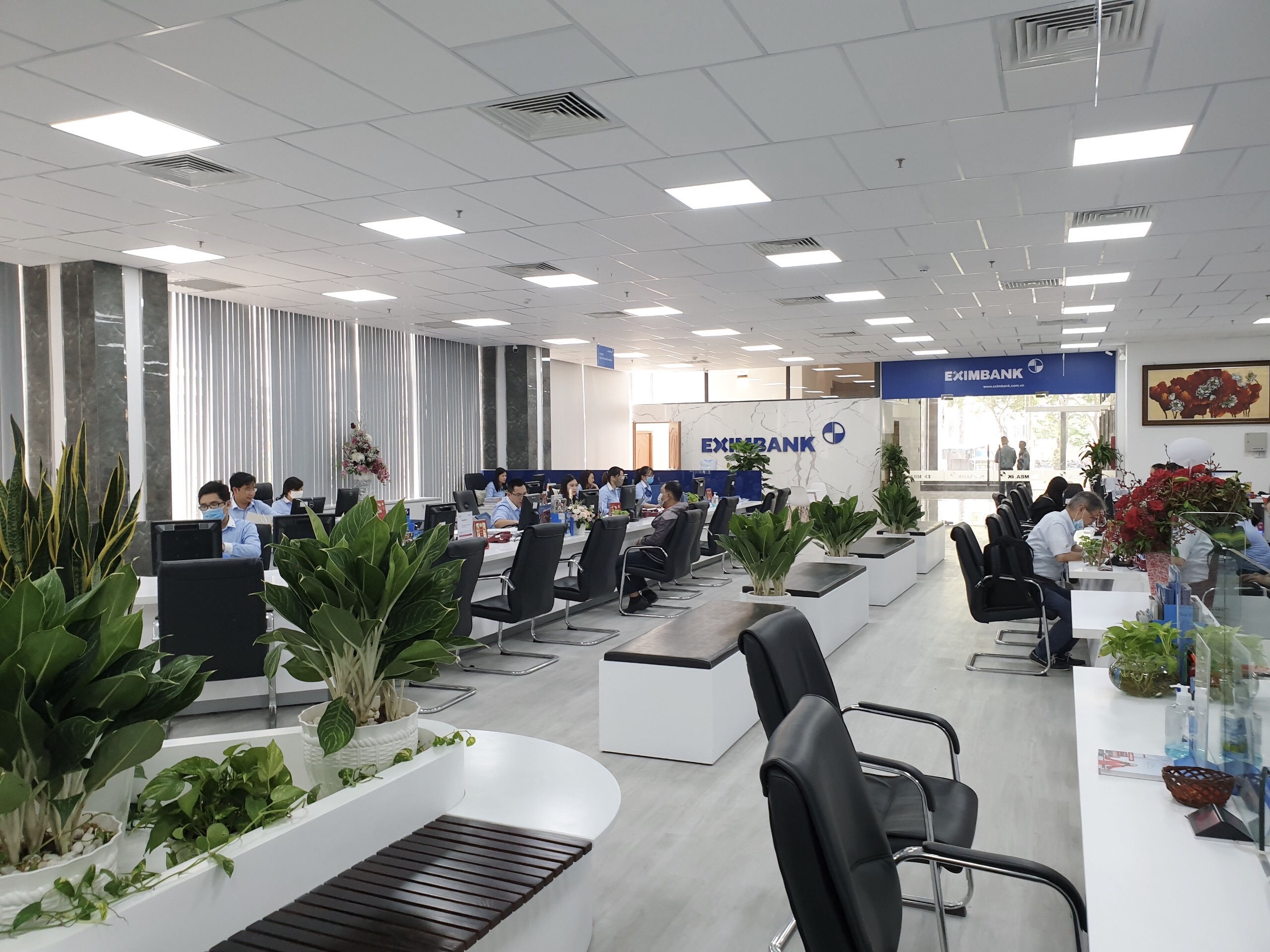 Eximbank xóa sạch nợ xấu gửi tại VAMC