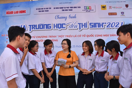 Hôm nay (25-4): "Đưa trường học đến thí sinh" tại Bình Thuận