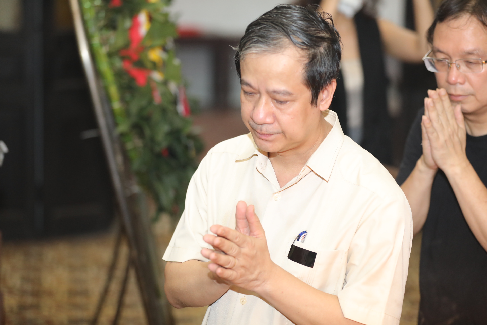 Xúc động tiễn đưa nhà thơ Hoàng Nhuận Cầm - Ảnh 4.