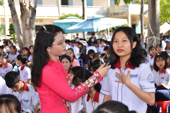 "Đưa trường học đến thí sinh" năm 2021 tại Bình Thuận: Quan tâm ngành "hot" và nguồn nhân lực