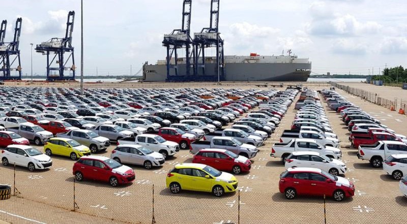 Nhập khẩu ôtô tăng gần 70%