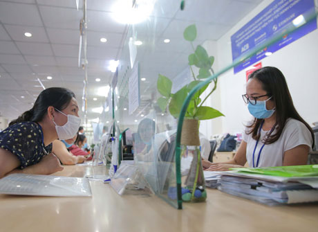 Một ngày ở nơi "sướng - khổ"