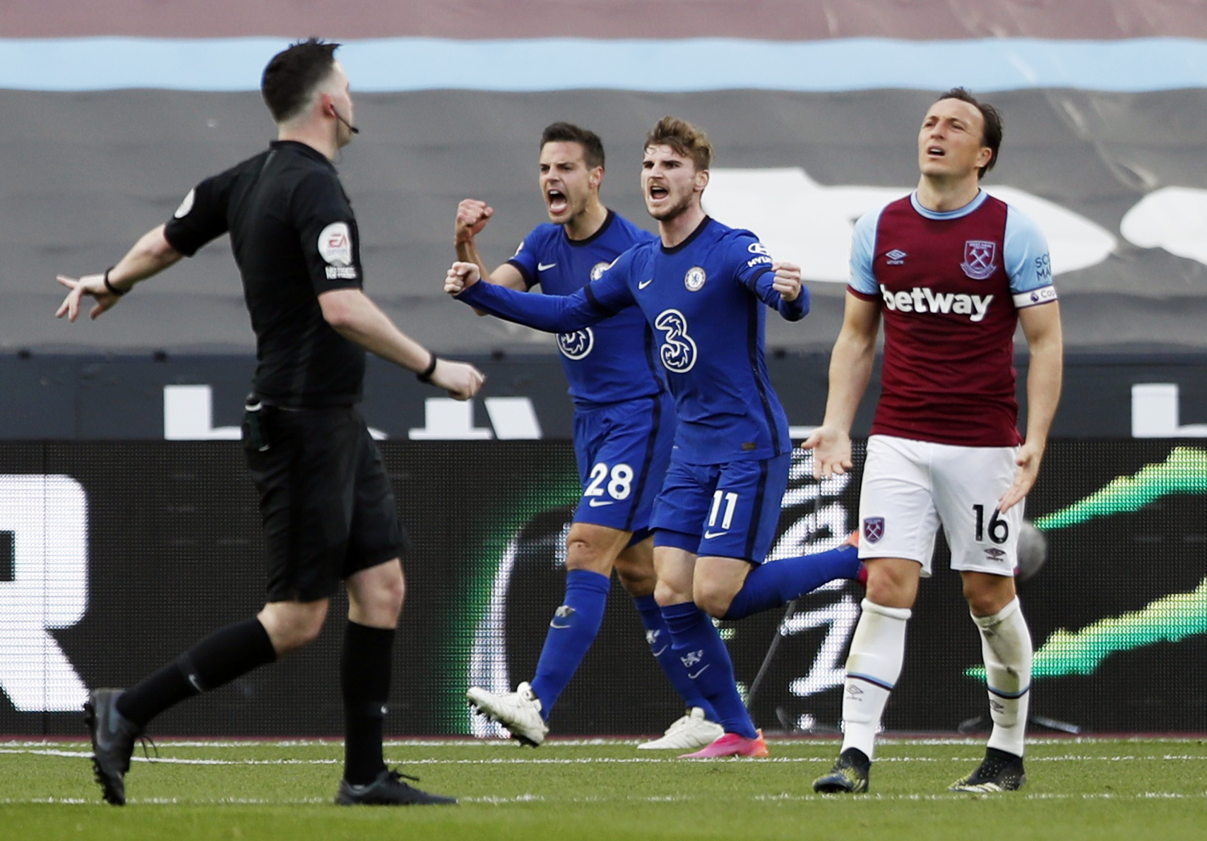 Werner lập c&ocirc;ng sau 70 ng&agrave;y, Chelsea bay cao Top 4 Ngoại hạng Anh - Ảnh 4.