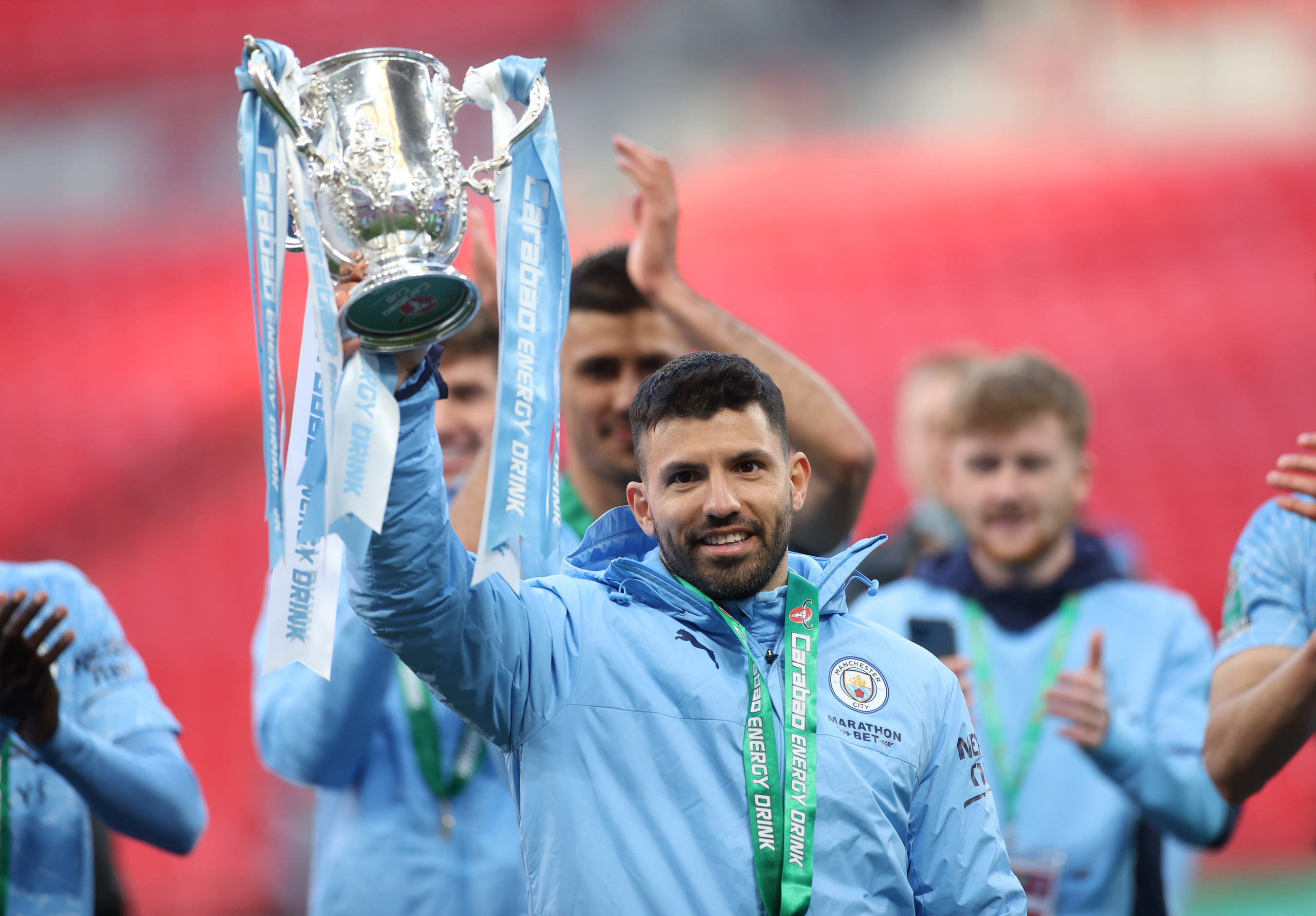 Barcelona nhanh tay đ&oacute;n cặp s&aacute;t thủ Sergio Aguero, Memphis Depay - Ảnh 2.