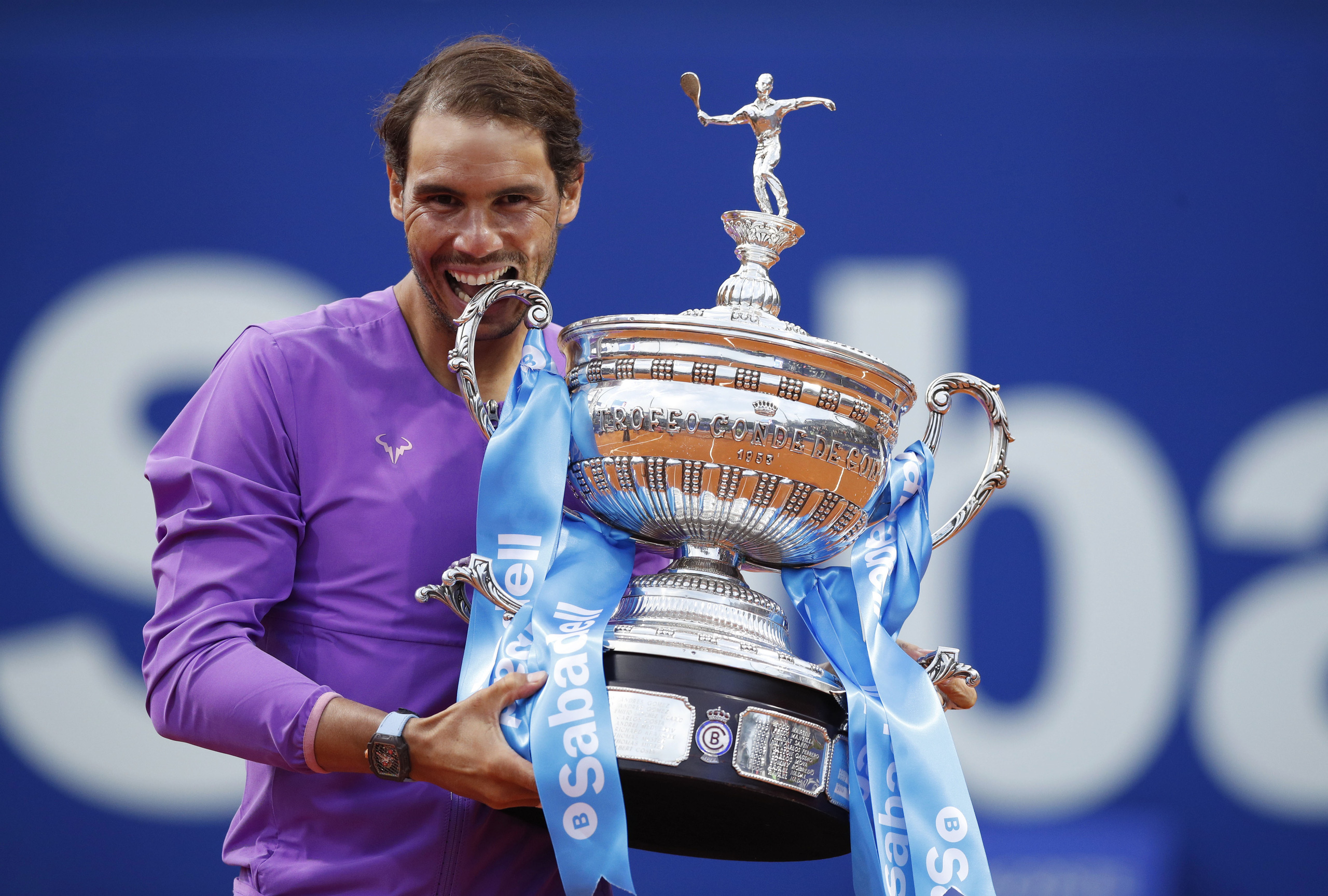 Rafael Nadal thêm động lực chinh phục Roland Garros