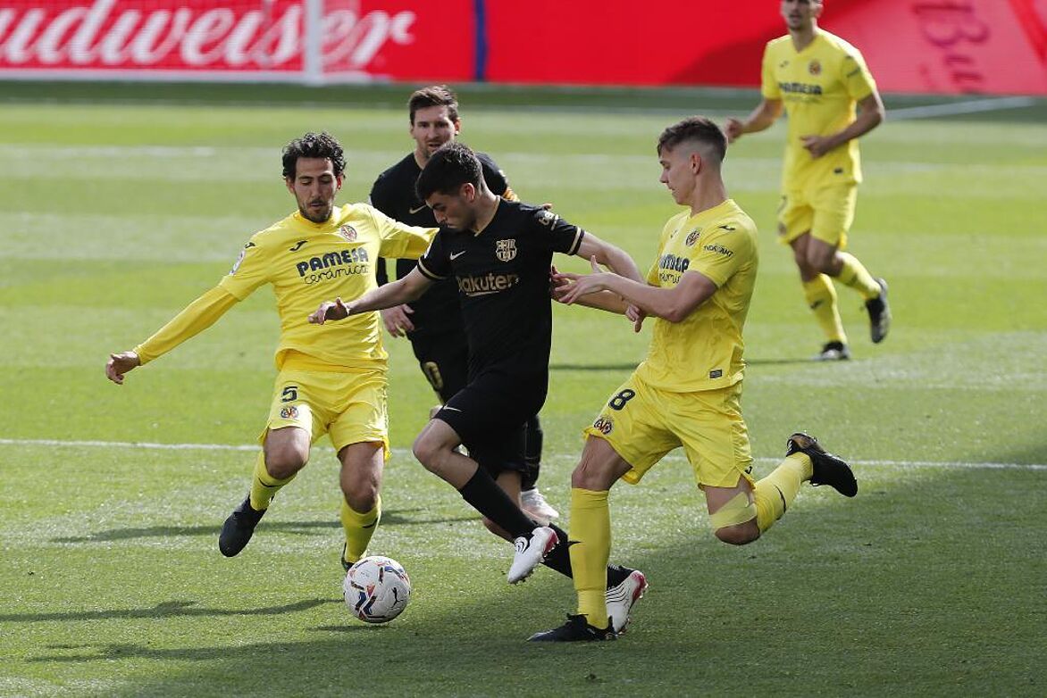 Antoine Griezmann ch&oacute;i s&aacute;ng, Barcelona sắp chạm tay đến ng&ocirc;i v&ocirc; địch La Liga - Ảnh 1.
