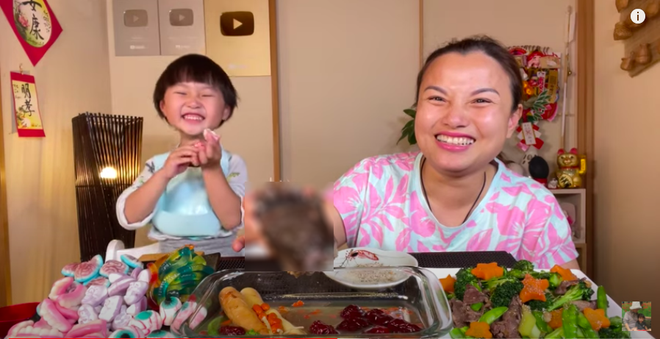 Quỳnh Trần JP lên tiếng sau vụ ăn bàn chân gấu: Làm để nuôi gia đình