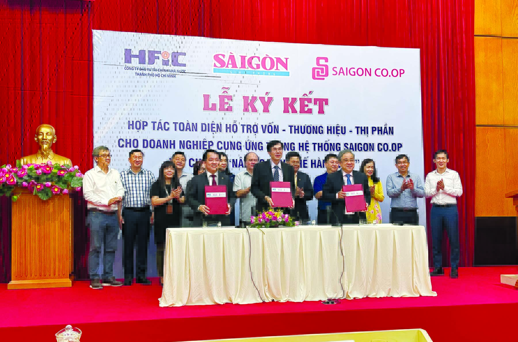 Bắt tay hỗ trợ doanh nghiệp Việt vượt bão Covid-19 - Ảnh 2.