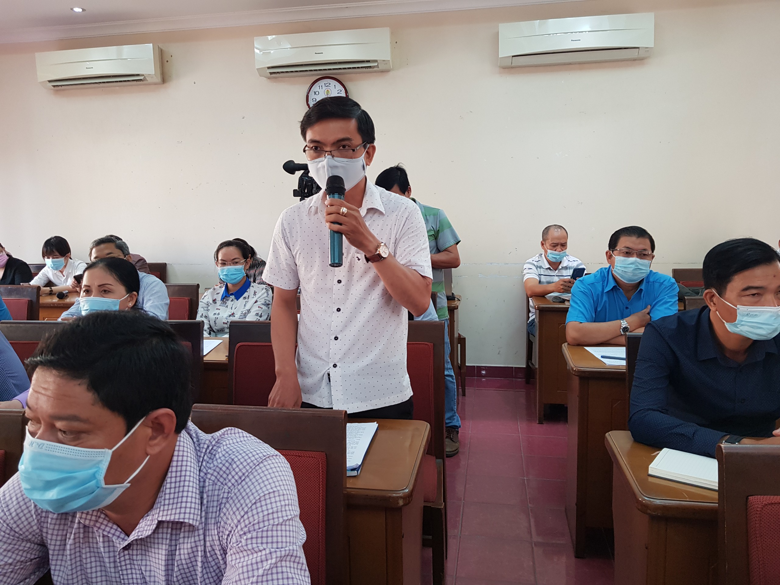 Phối hợp tuyền truyền ph&aacute;p luật, trợ gi&uacute;p ph&aacute;p l&yacute; cho người lao động - Ảnh 2.