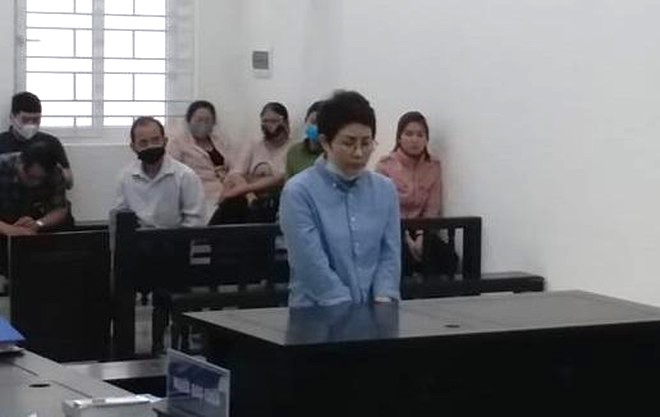 Hai &aacute;n chung th&acirc;n cho nữ qu&aacute;i lừa đảo gần 40 tỉ đồng - Ảnh 1.