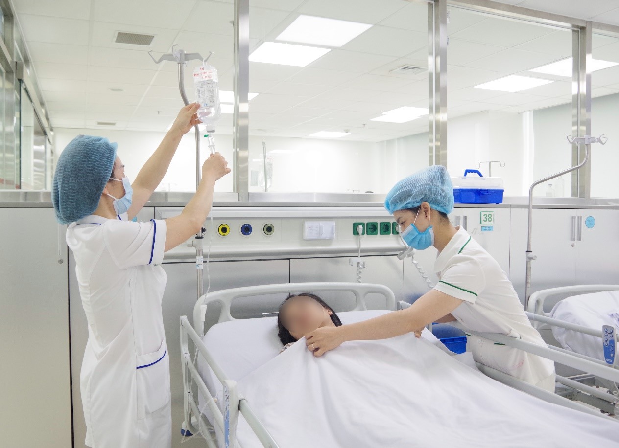 Đang ngồi học, bé gái 9 tuổi bất ngờ đột quỵ do thiếu máu não