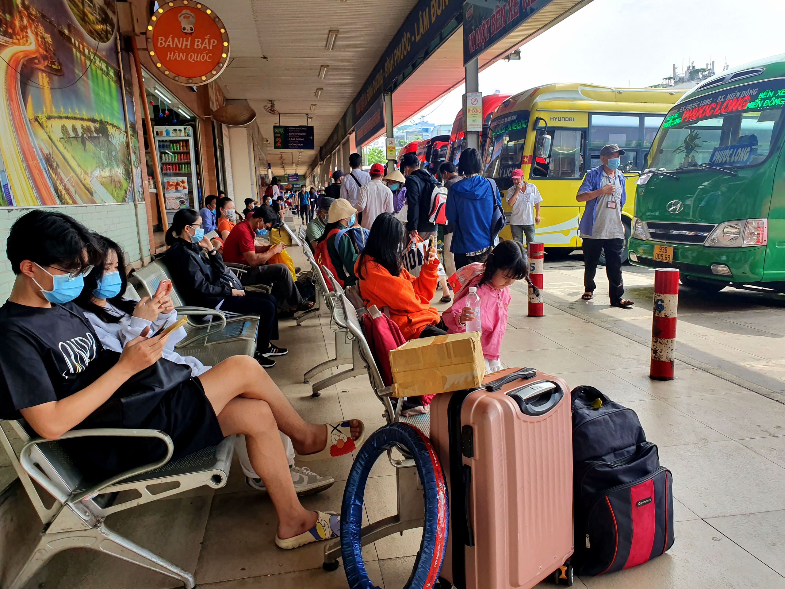 Bến xe Miền Đông cũ đang "nóng" dần lên