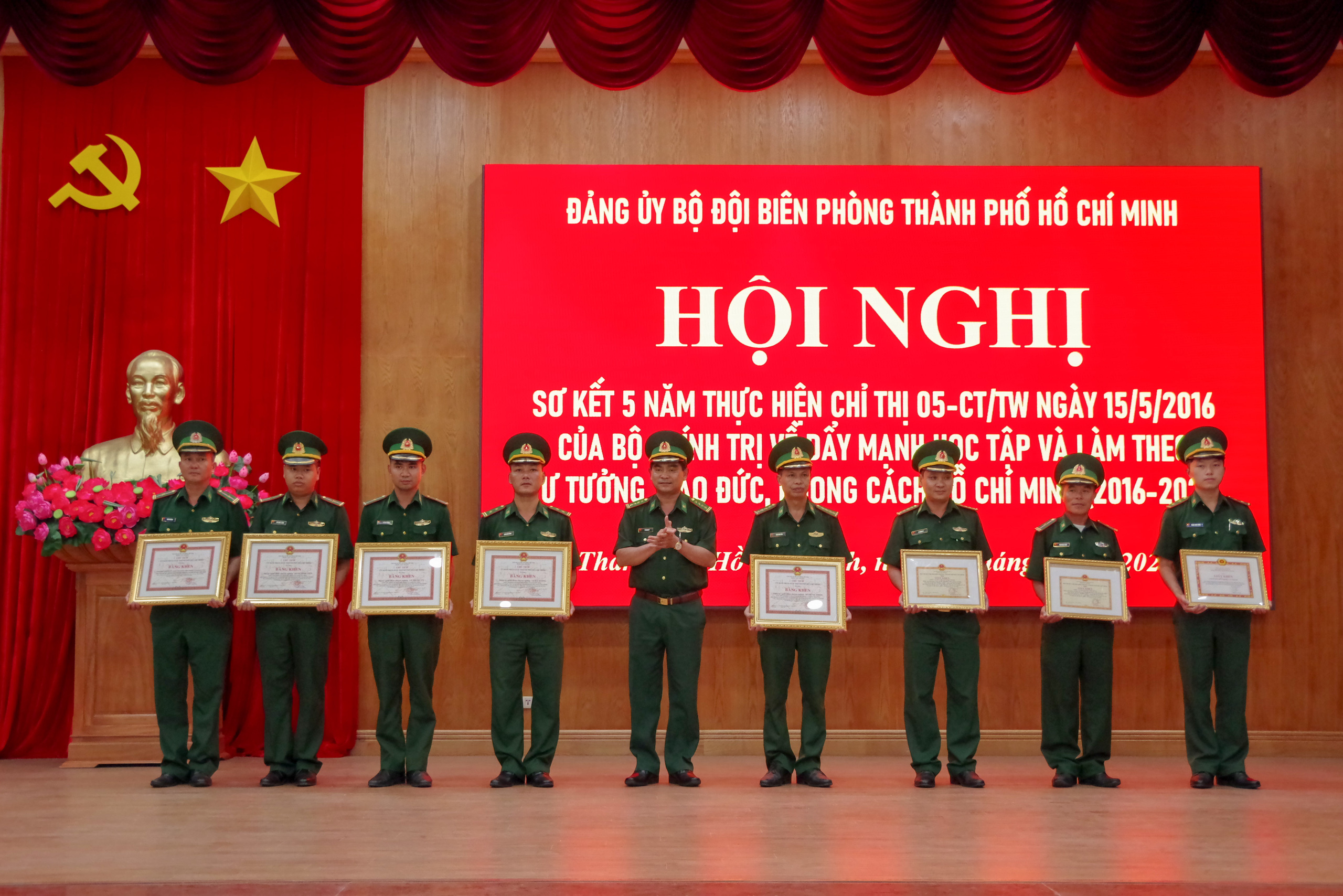 Bộ đội bi&ecirc;n ph&ograve;ng TP HCM x&acirc;y dựng vững chắc thế trận Bi&ecirc;n ph&ograve;ng to&agrave;n d&acirc;n - Ảnh 1.