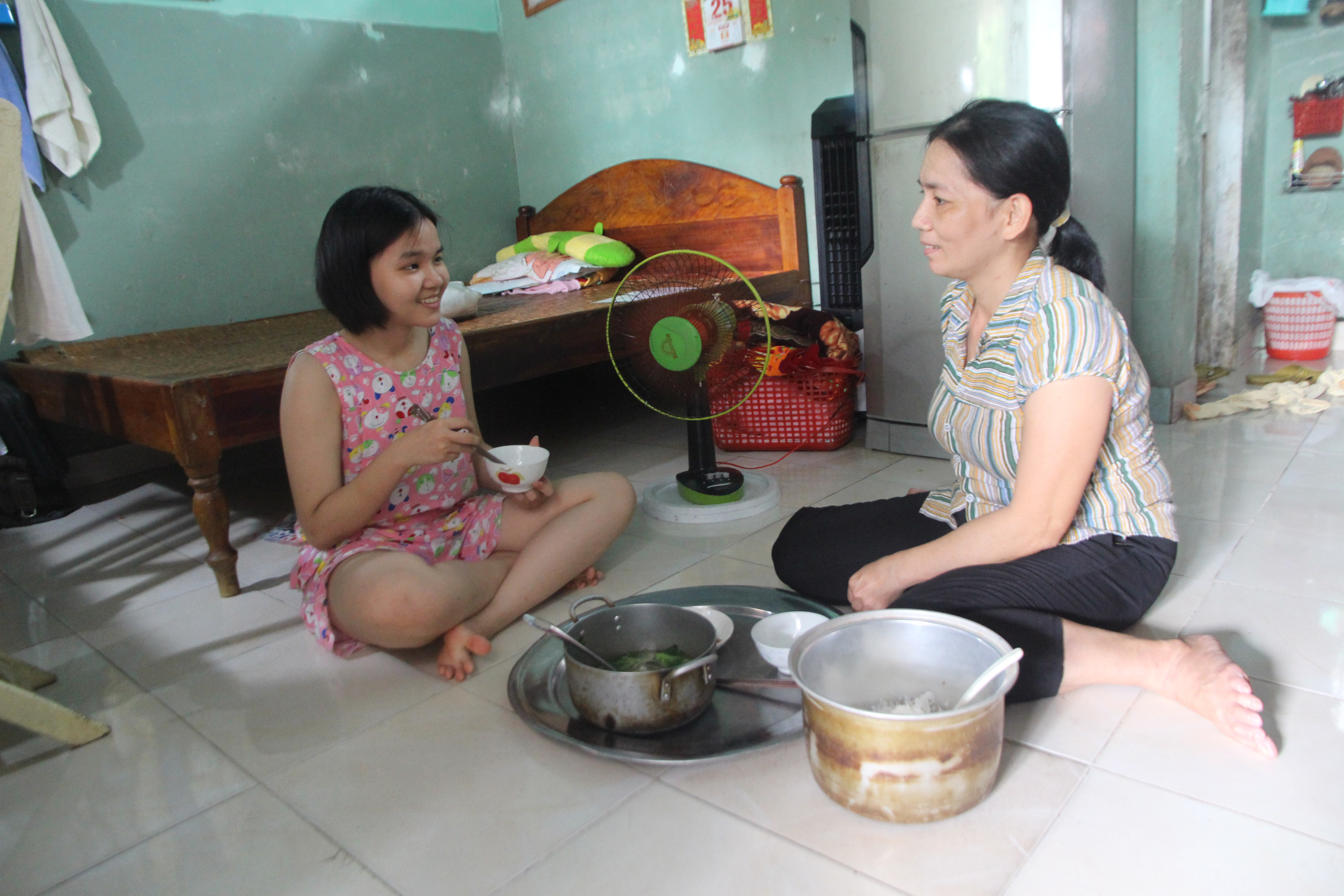 Cô học trò trường chuyên Nguyễn Bỉnh Khiêm ở Quảng Nam cần giúp đỡ