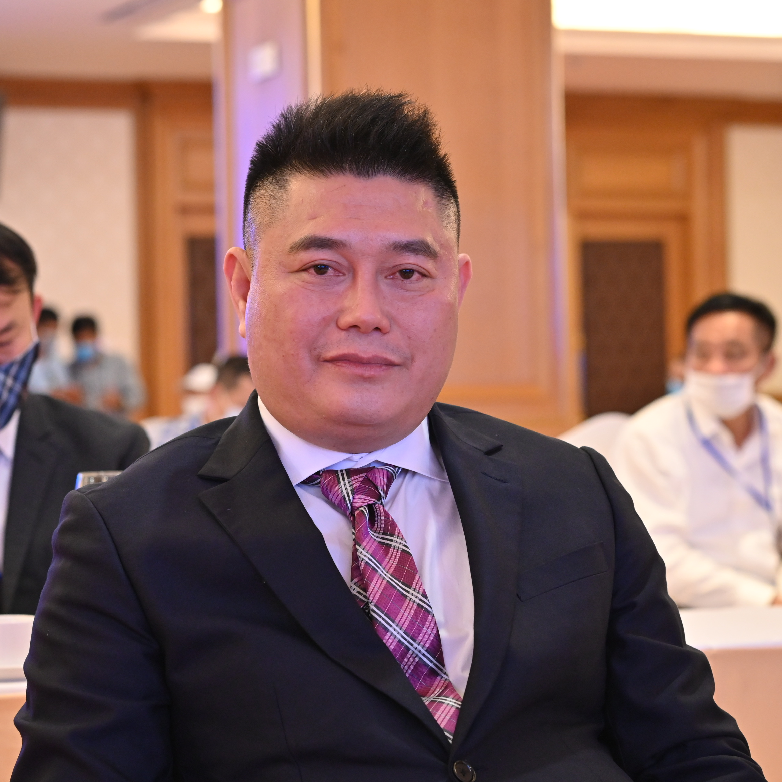“Bầu Thụy” chính thức ngồi ghế phó chủ tịch HĐQT LienVietPostBank