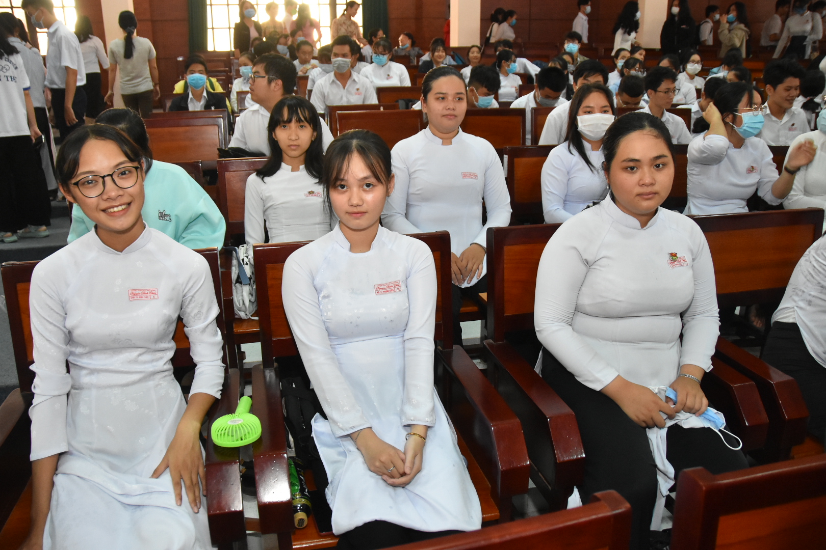 Đưa trường học đến th&iacute; sinh: Điều kiện để học sinh 149 trường được x&eacute;t tuyển ưu ti&ecirc;n v&agrave;o ĐHQG TP HCM? - Ảnh 2.
