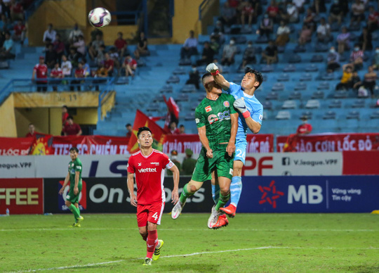 Sài Gòn FC thay tướng chưa đổi vận, Than Quảng Ninh gây bất ngờ - Ảnh 13.