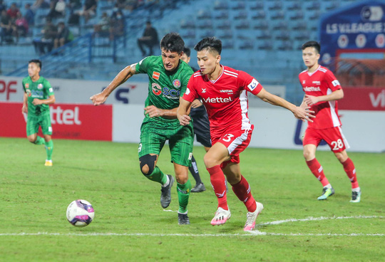 Sài Gòn FC thay tướng chưa đổi vận, Than Quảng Ninh gây bất ngờ - Ảnh 14.
