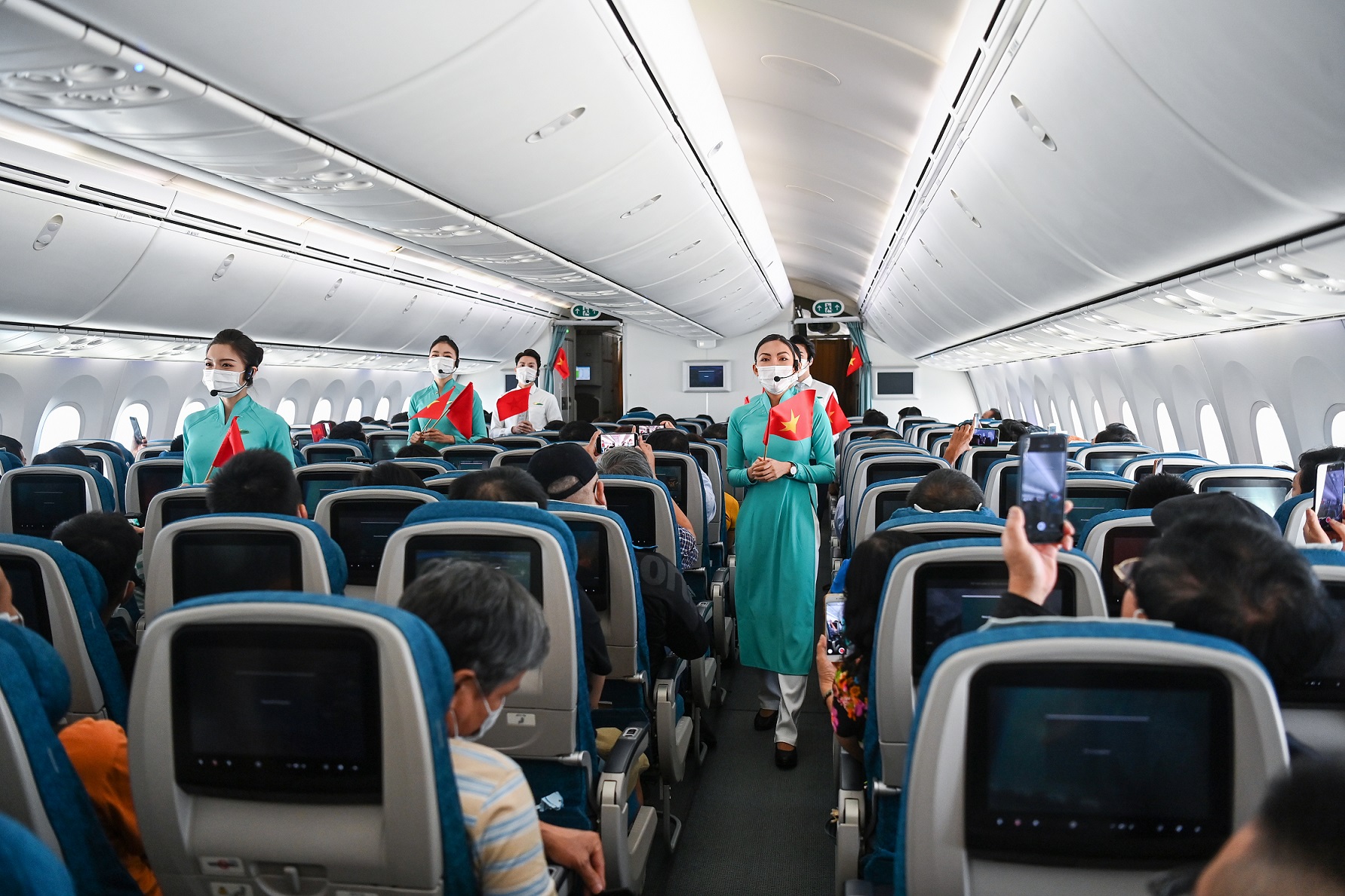 Những chuyến bay đặc biệt ngày 30-4