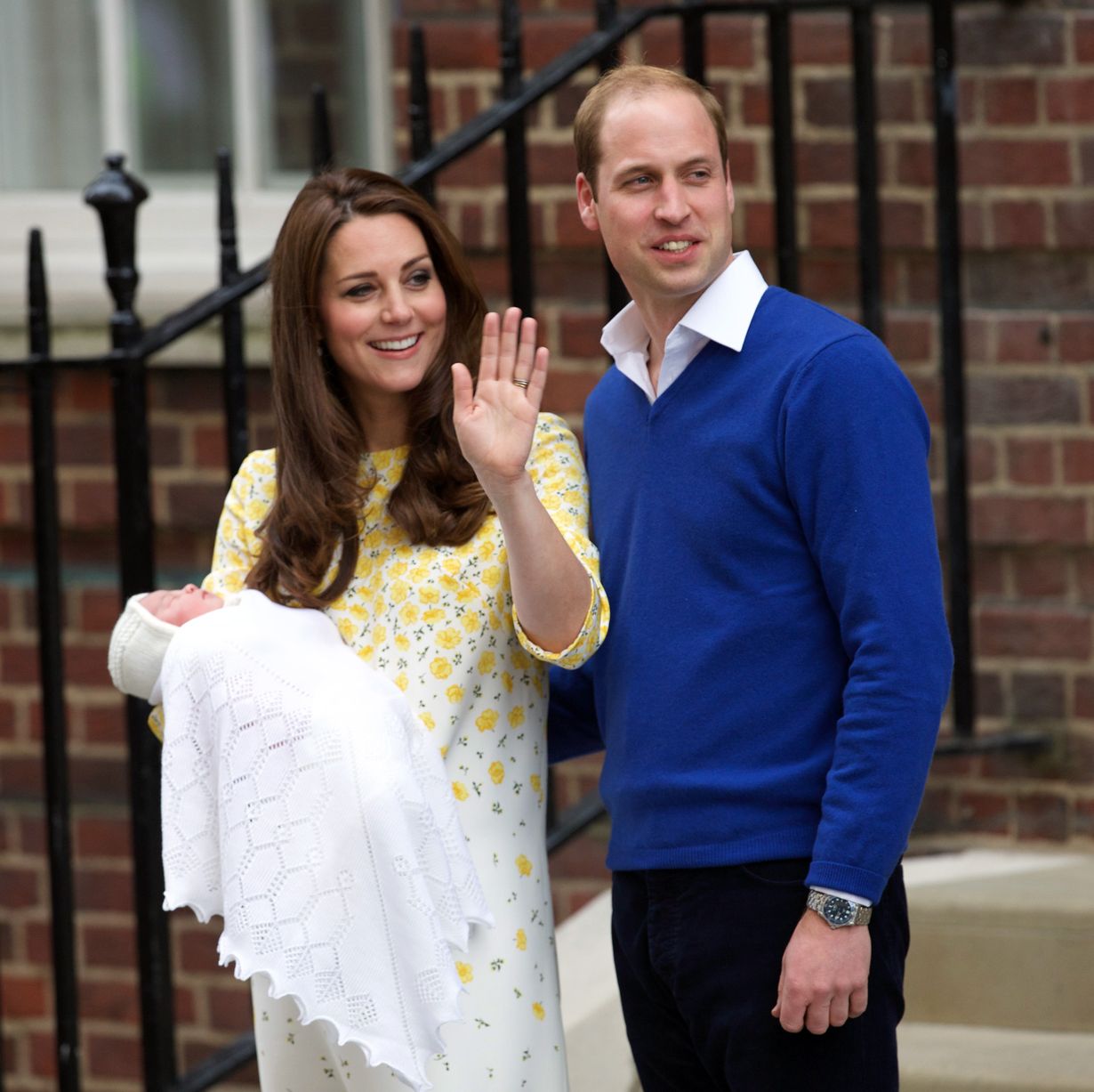 10 năm h&ocirc;n nh&acirc;n ngọt ng&agrave;o của Ho&agrave;ng tử William v&agrave; C&ocirc;ng nương Kate - Ảnh 6.