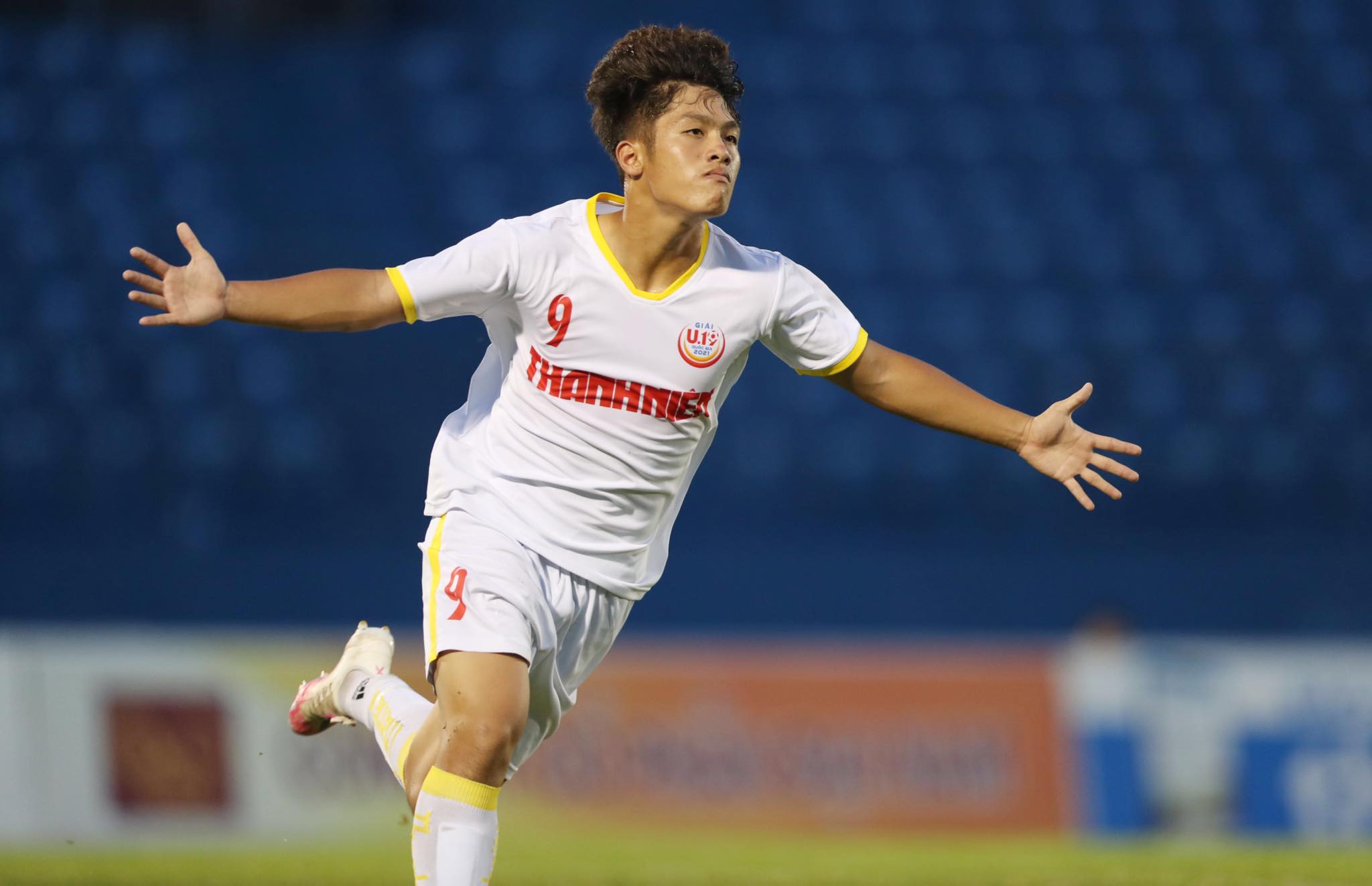 Lứa đàn em Công Phượng toàn thắng, vào tứ kết VCK U19 quốc gia 2021