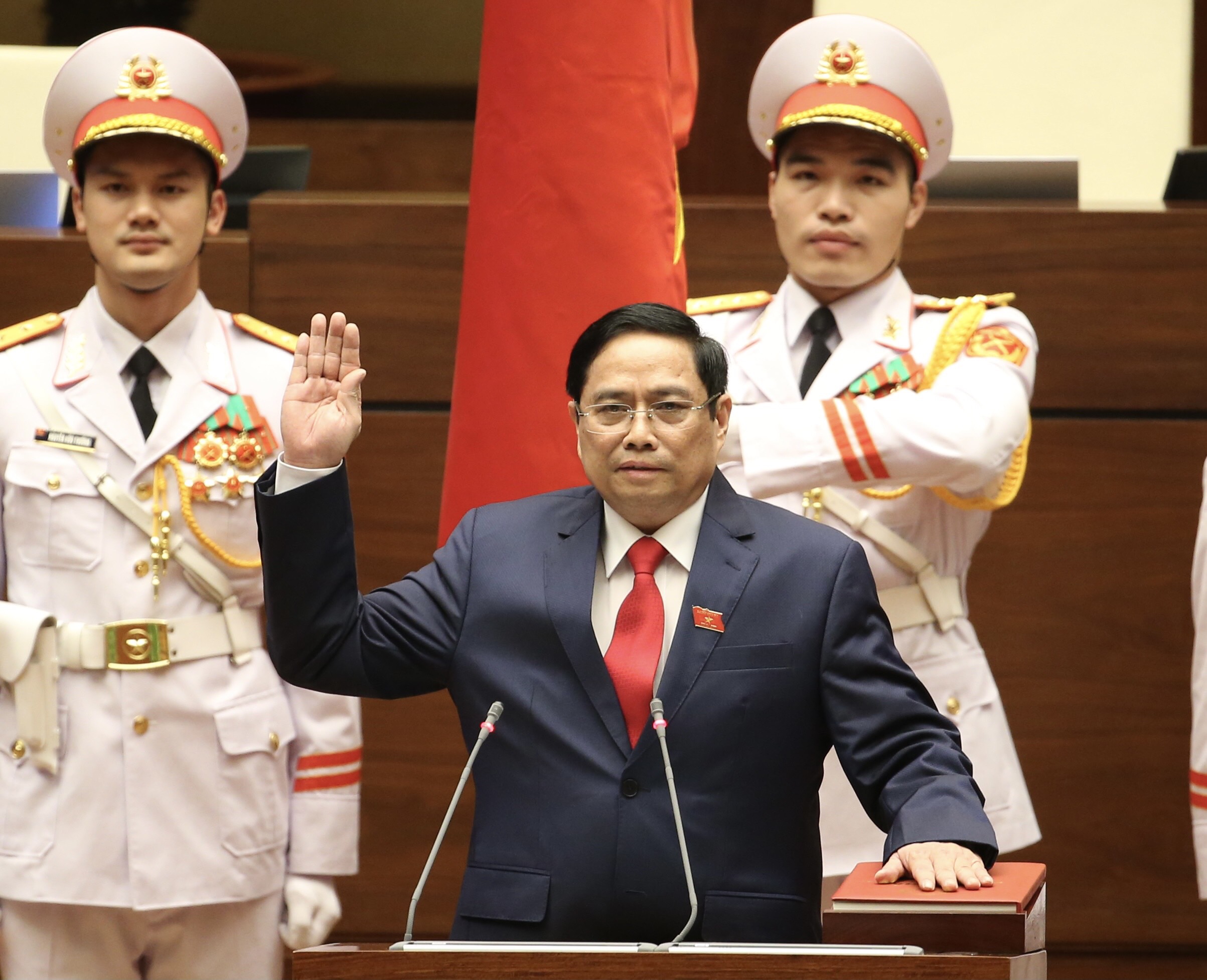 Tóm tắt tiểu sử của tân Thủ tướng Phạm Minh Chính