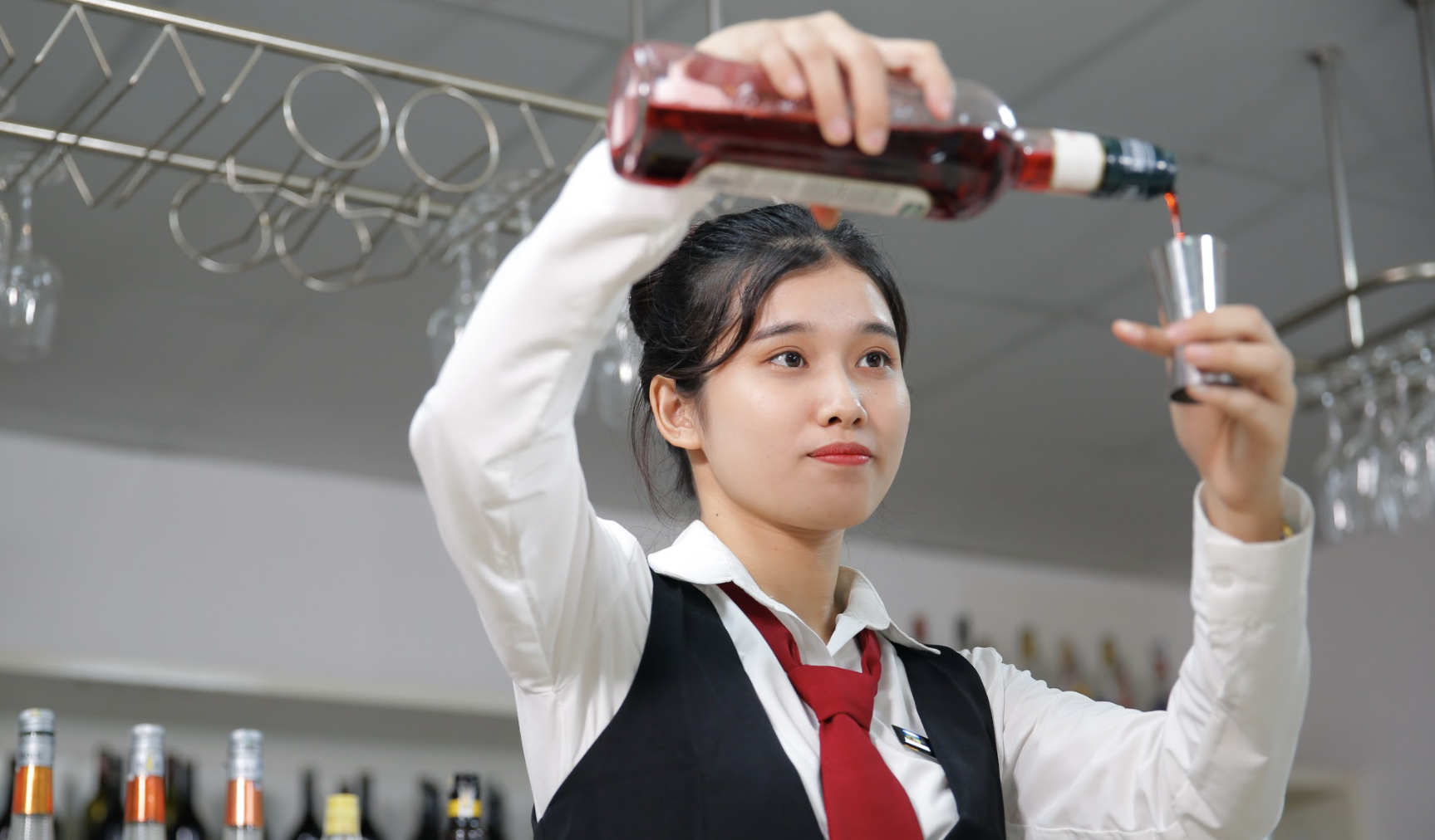HUTECH, UEF công bố điểm sàn nhận hồ sơ xét tuyển theo kết quả kỳ thi đánh giá năng lực