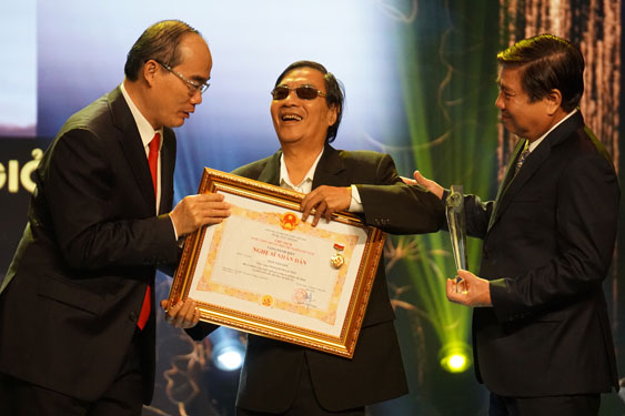 Tiêu chuẩn xét tặng danh hiệu đã thoáng hơn