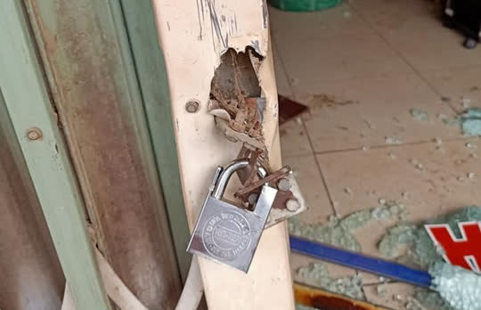 N&iacute;u k&eacute;o t&igrave;nh cảm kh&ocirc;ng th&agrave;nh, đổ xăng đốt nh&agrave; người y&ecirc;u - Ảnh 3.