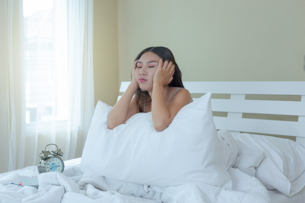 Chồng ki bo tr&ecirc;n giường - Ảnh 1.