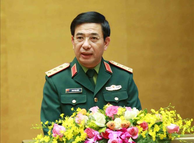 Tr&igrave;nh ph&ecirc; chuẩn 2 Ph&oacute; Thủ tướng L&ecirc; Minh Kh&aacute;i, L&ecirc; Văn Th&agrave;nh v&agrave; 12 bộ trưởng, trưởng ng&agrave;nh - Ảnh 3.
