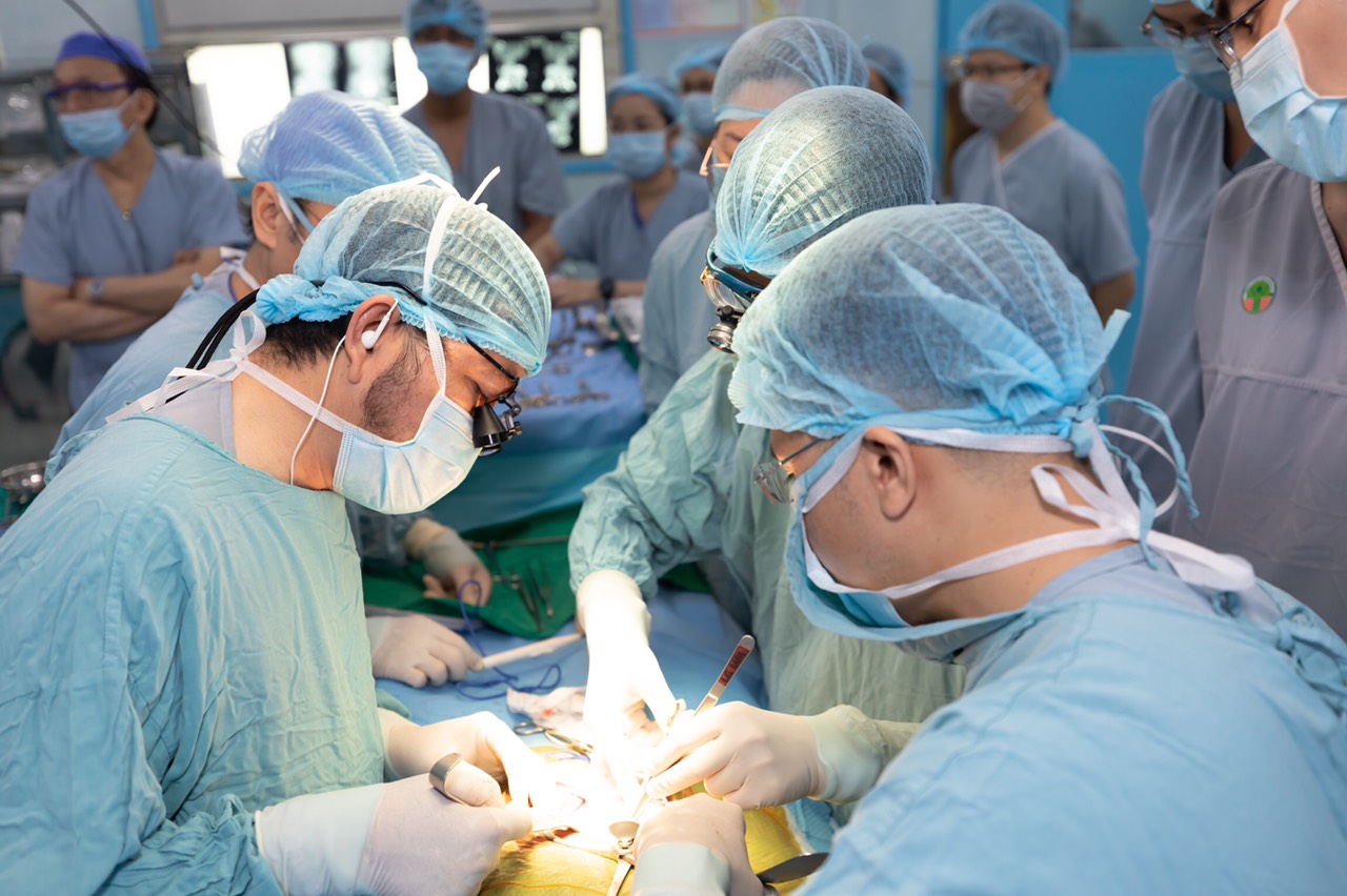 Người cha hy sinh thận cứu con trai
